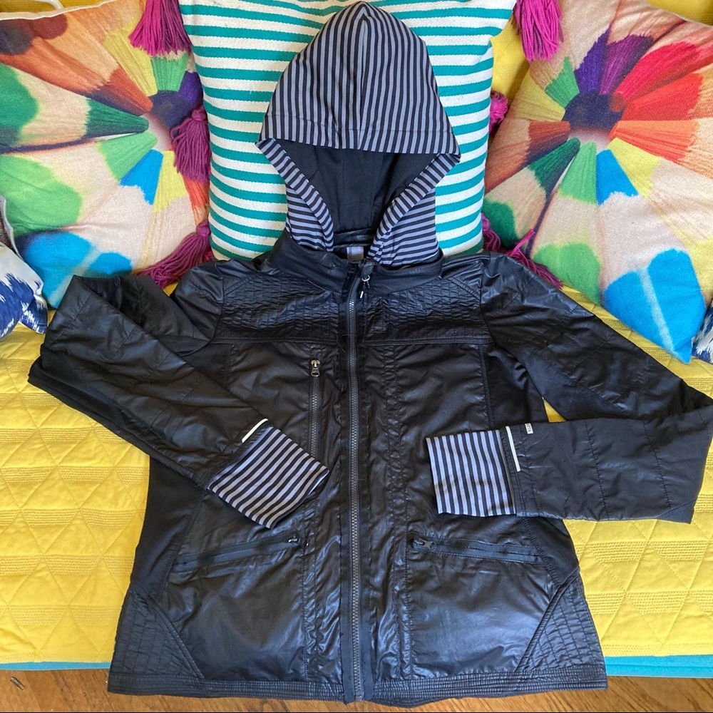 Mondetta zipper hoodie